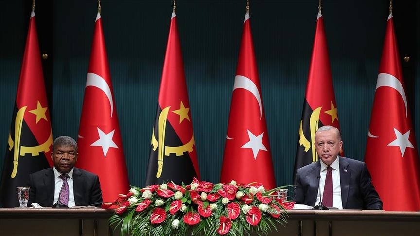 تاکید اردوغان بر همبستگی ترکیه با آنگولا