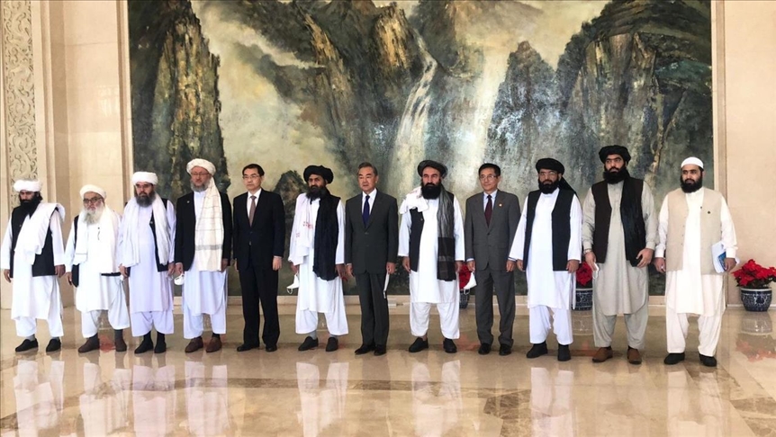 معاون سیاسی طالبان در راس یک هیئت به چین رفت