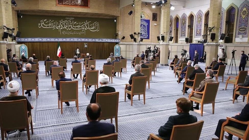 دیدار رئیس‌جمهور و اعضای هیئت دولت ایران با آیت‌الله خامنه‌ای