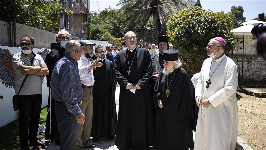 Al-Quds: Posjeta podrške kršćanskog svećenstva Palestincima u Sheikh Jarrahu