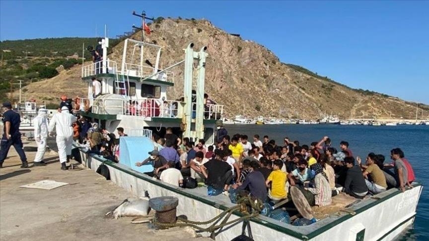 Over 230 irregular migrants held in western Turkey