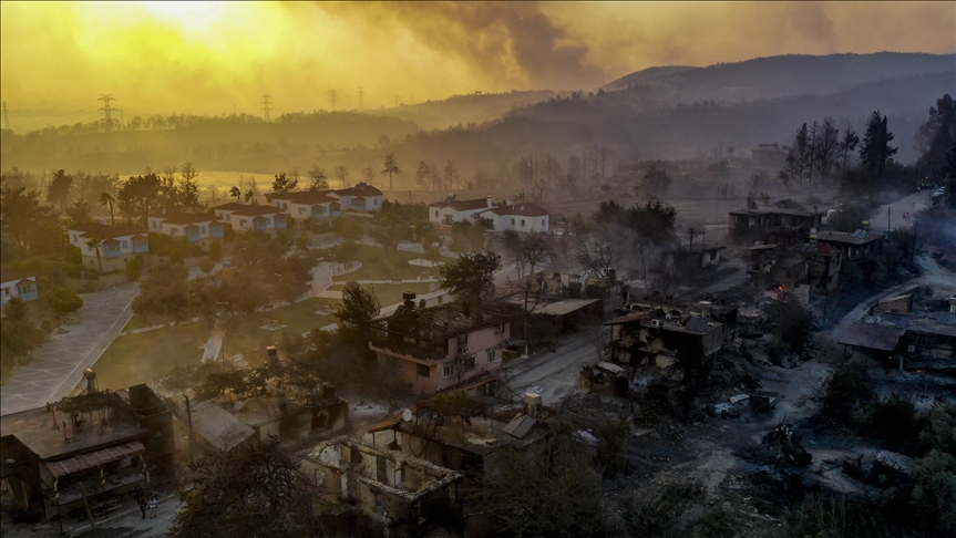 Türkei bekämpft Waldbrände im Süden des Landes