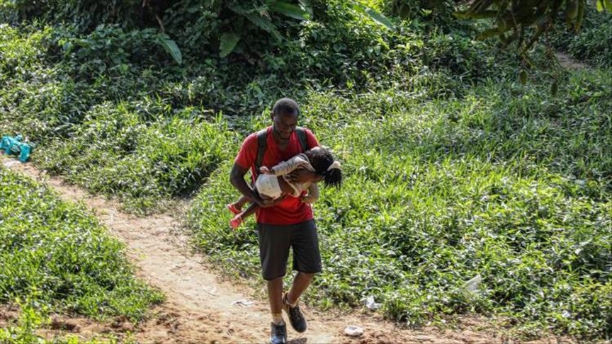 Continúa la crisis en el noroccidente de Colombia por 15 mil migrantes varados