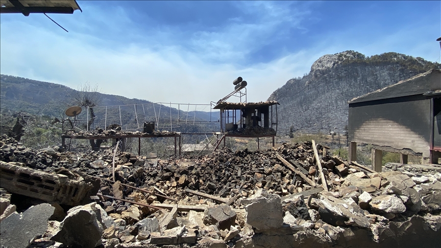 إيران تعزي تركيا في ضحايا حرائق الغابات