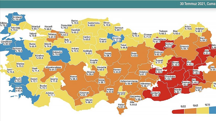 Sağlık Bakanı Koca, Kovid-19 risk haritasında rengi değişen illeri paylaştı