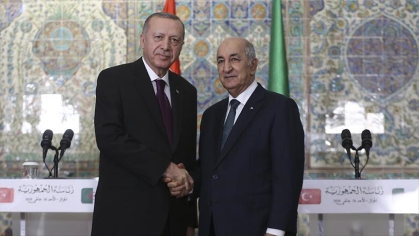 Erdogan razgovarao s alžirskim kolegom Tebbouneom, jedna od tema dešavanja u Tunisu