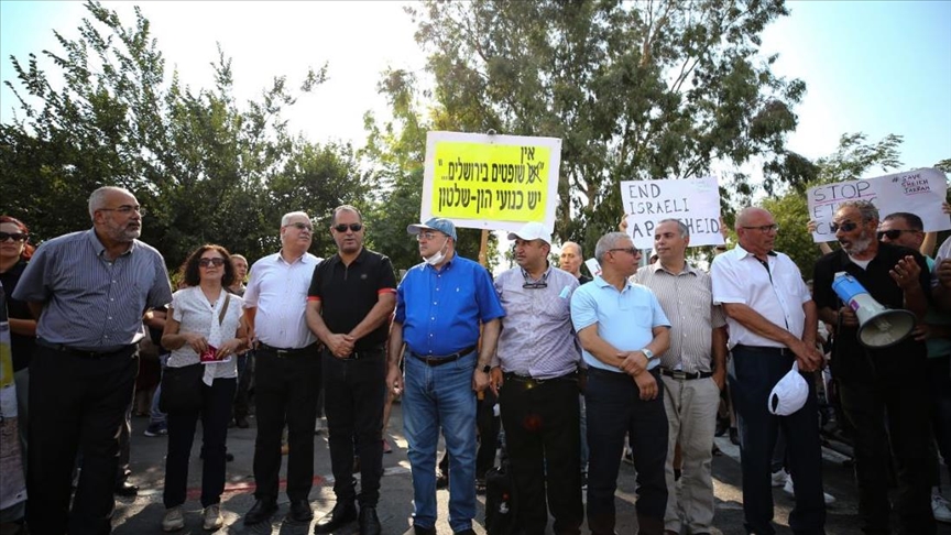 القدس.. فلسطينيون يتظاهرون ضد الاستيطان والتهجير