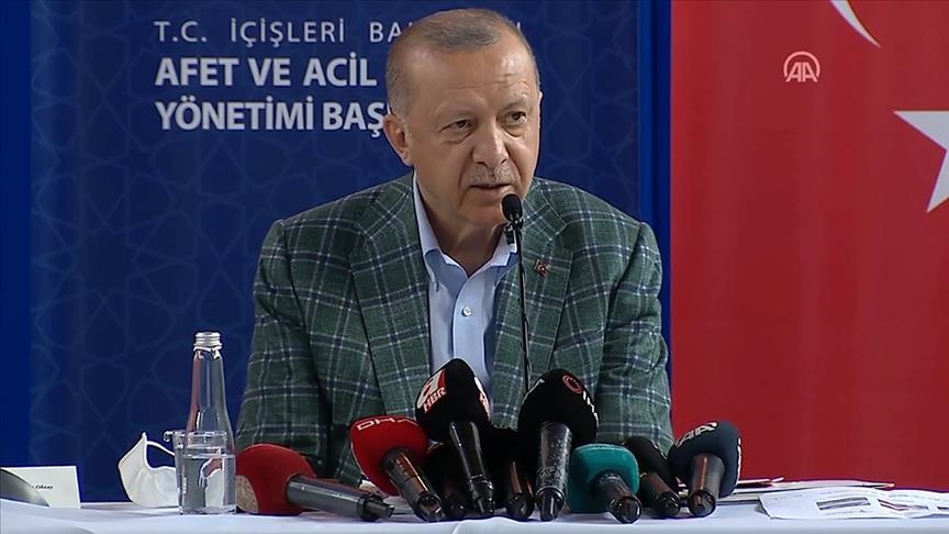 Erdogan u Antaliji: Odobreno je 50 miliona lira za hitne potrebe u područjima zahvaćenim požarom
