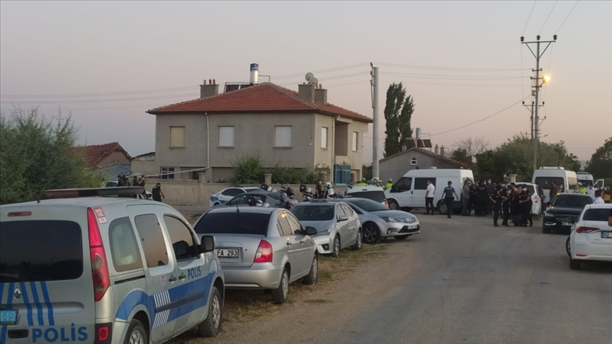 Konya'da aynı aileden 7 kişinin öldürüldüğü olayla ilgili 13 kişi gözaltına alındı