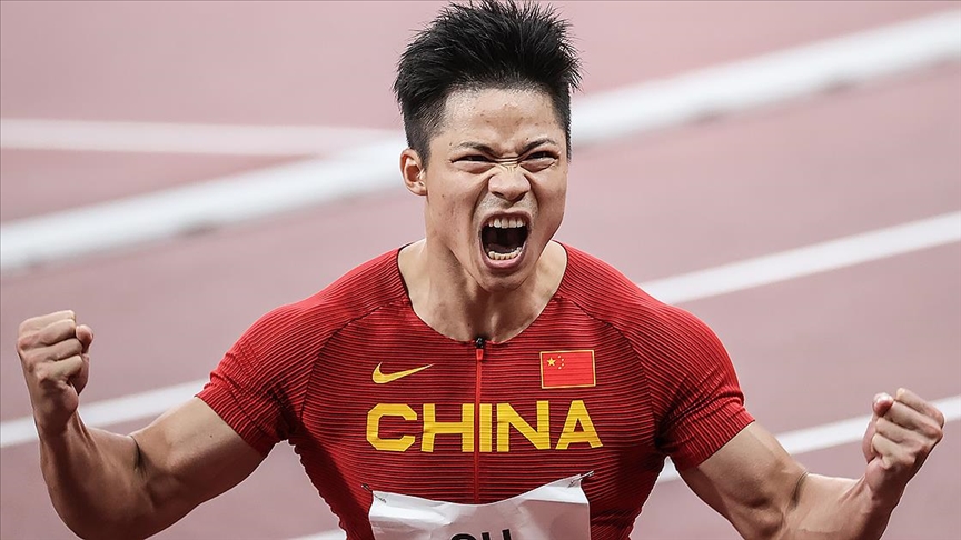 2020 Tokyo Olimpiyat Oyunlarında  9. gün sonunda Çin genel madalya sıralamasında zirvedeki yerini korudu