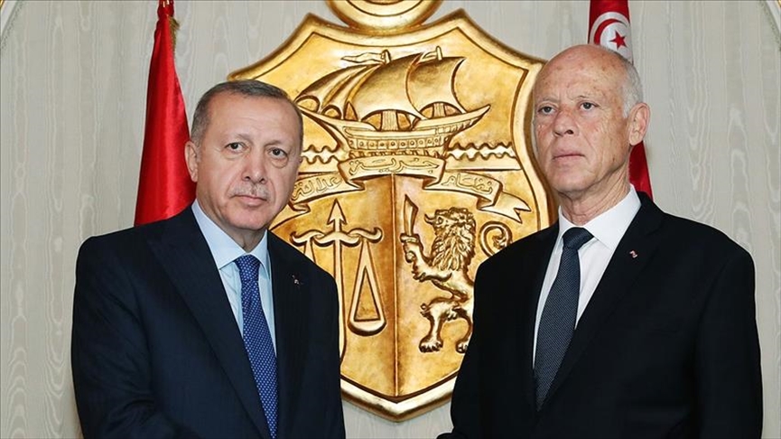 Президент Эрдоган обсудил с тунисским коллегой ситуацию в стране
