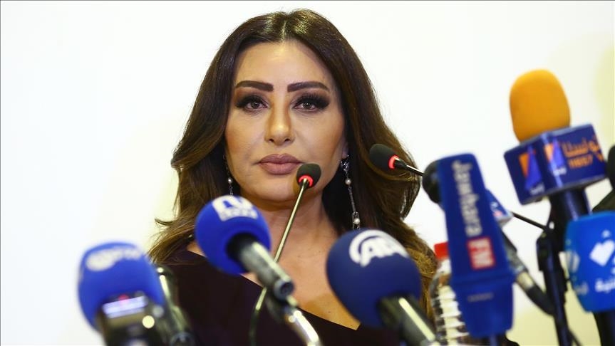 تسويق سياسي.. أغنية "يحيا الشعب" للتونسية لطيفة تثير انتقادات