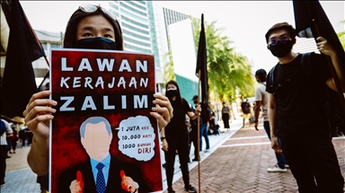 Anggota dewan partai oposisi Malaysia dilarang masuk Gedung Parlemen