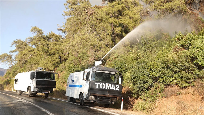 Antalya ve Muğla'daki yangınların söndürülmesi için 112 TOMA görev yapıyor