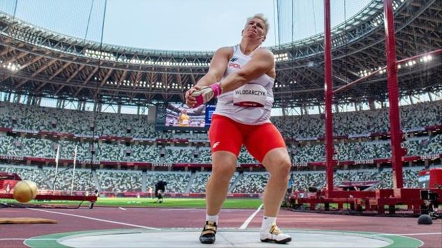 Polish Anita Wlodarczyk seals third straight Olympic hammer throw title