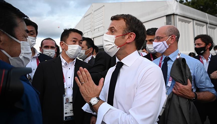 Presidente de Francia: 'Las vacunas salvan vidas, la COVID-19 mata'
