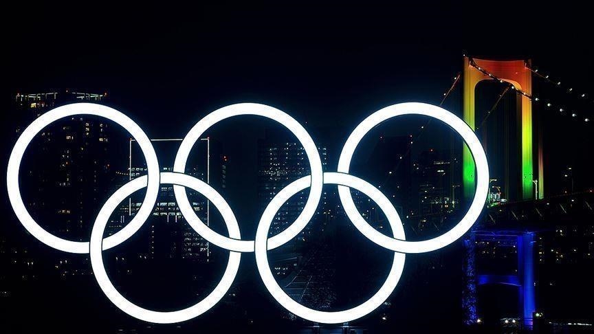 Team GB win gold in women's 470 class in Tokyo Olympics