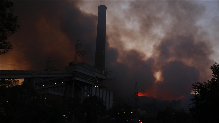 Turqi, evakuohet termocentrali për shkak të zjarrit pyjor