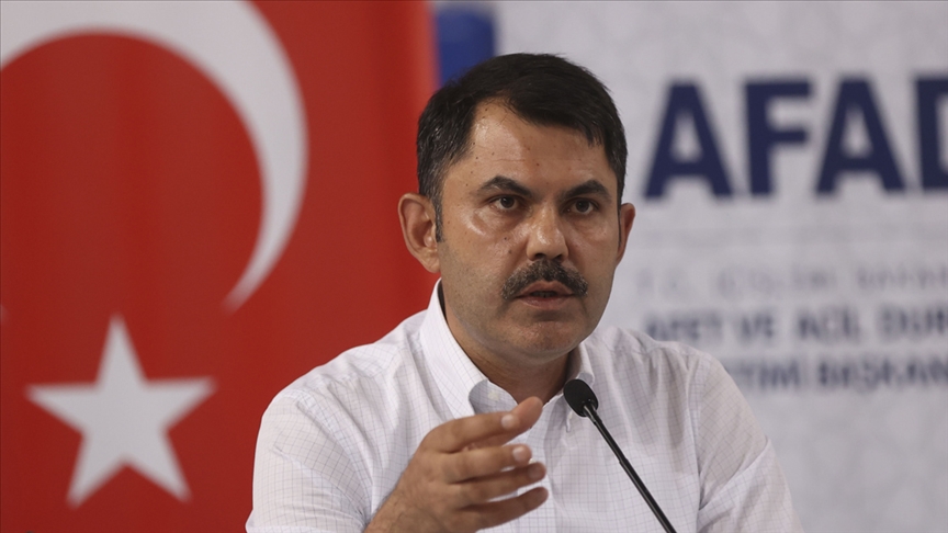 Çevre ve Şehircilik Bakanı Kurum: Manavgat'ta 62 konteyner ve 160 çadırın kurulumunu yaptık