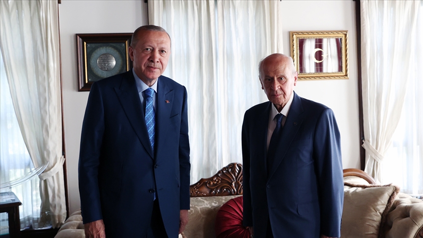 Cumhurbaşkanı Erdoğan, MHP Genel Başkanı Bahçeli'yi ziyaret etti