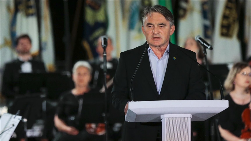Komšić o posjeti Dodika Beogradu: On tamo dođe, vrijeđa sve u BiH, Vučić to polako smiruje