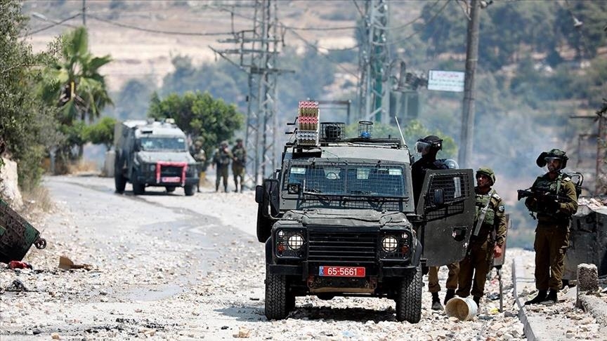 Right group releases videos showing moment Palestinian child is killed by Israeli forces