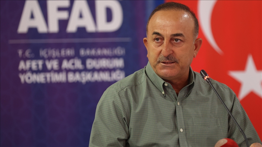 Cavusoglu: Azerbejdžan šalje treći tim koji će pomoći Turskoj u borbi s požarima