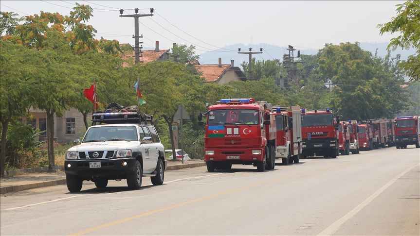 فريق إطفاء أذربيجاني ثان يصل "موغلا" التركية