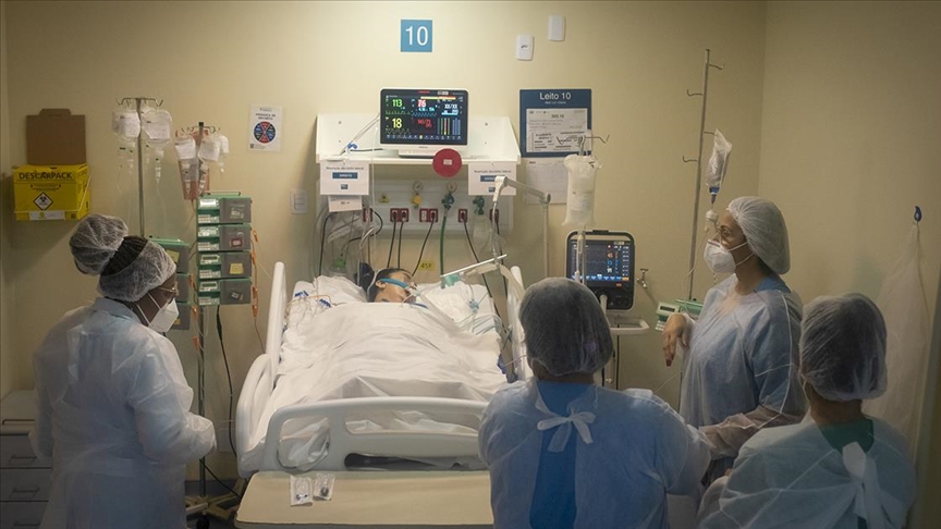 Brezilya'da Kovid-19 vaka sayısı 20 milyonu aştı