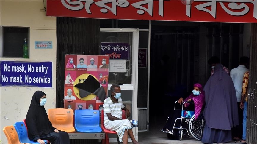 Covid 19 Vaccine Shortage Forces Bangladesh To Postpone Special Drive [ 486 x 864 Pixel ]