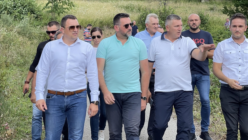 BiH: Ramić i Lučić posjetili povratnike u Matijevićima kod Kladnja