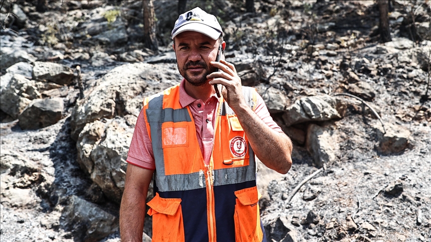 Orman işçisi Gündoğmuş'taki yangına müdahale ederken eşinin doğum yaptığını öğrendi