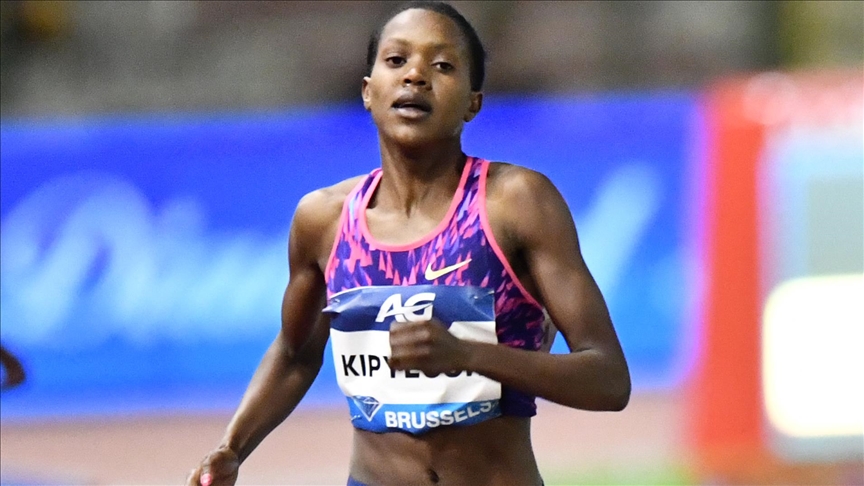Faith Kipyegon wins Olympic gold in Women's 1,500-meters