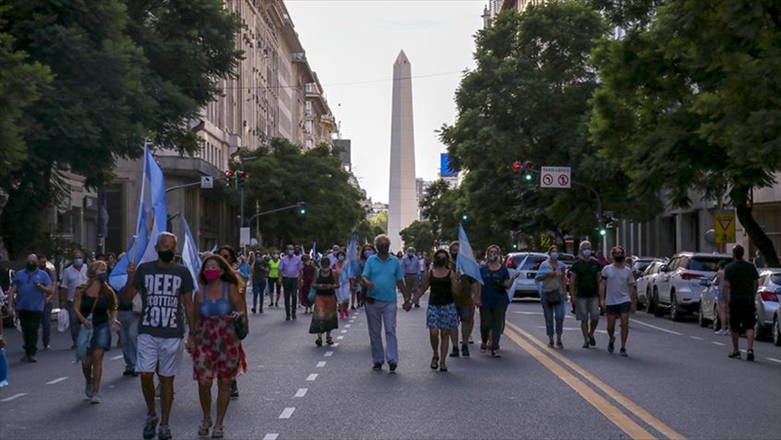 Gobierno de Argentina anuncia la flexibilización de las restricciones sanitarias por la COVID-19