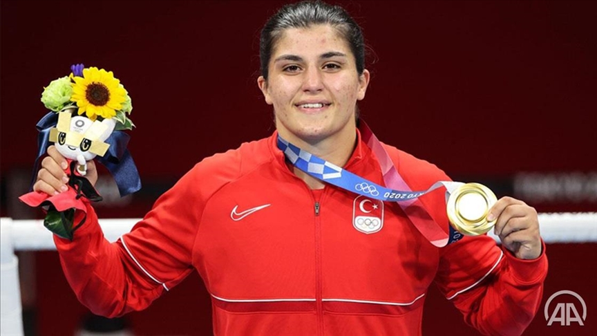 Busenaz Surmeneli of Turkey bags gold in women's welterweight final at Tokyo Olympics