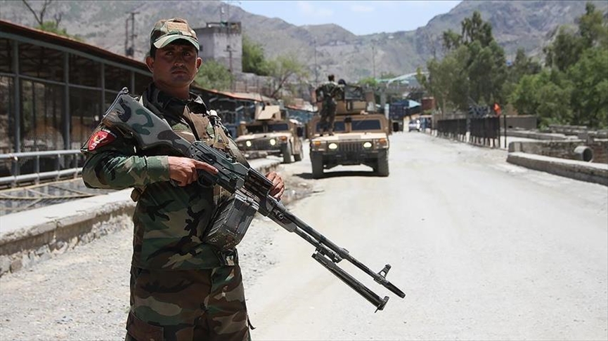 Талибы захватили центры еще двух афганских провинций