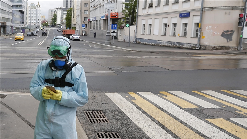 Коронавирус в РФ: в четвертый раз повторен антирекорд смертности