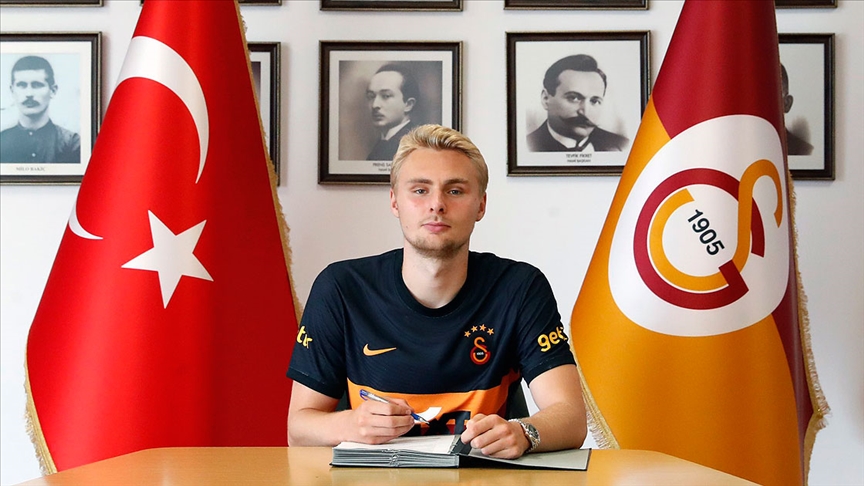 Victor Nelsson resmen Galatasaray'da