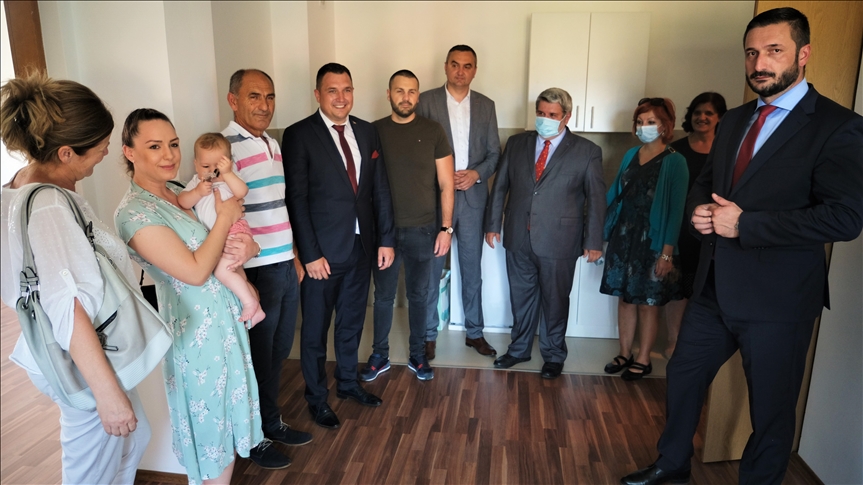 BiH: U Prijedoru 32 porodice dobile nove domove