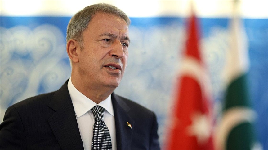Bakan Akar: Mehmetçiği tehlikeye atmak gibi durumumuz söz konusu olamaz