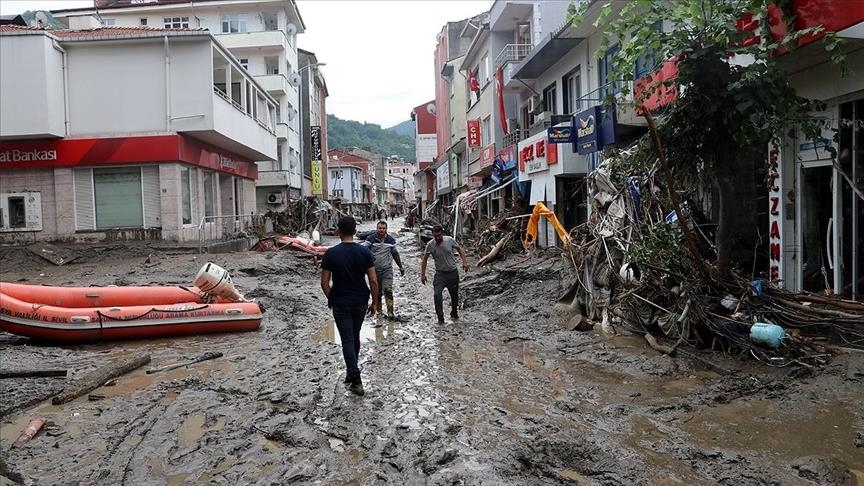 Turkish president visits flood-stricken areas of Black Sea region