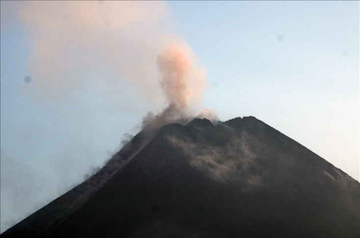 Aktivitas erupsi Gunung Merapi meningkat sepekan terakhir