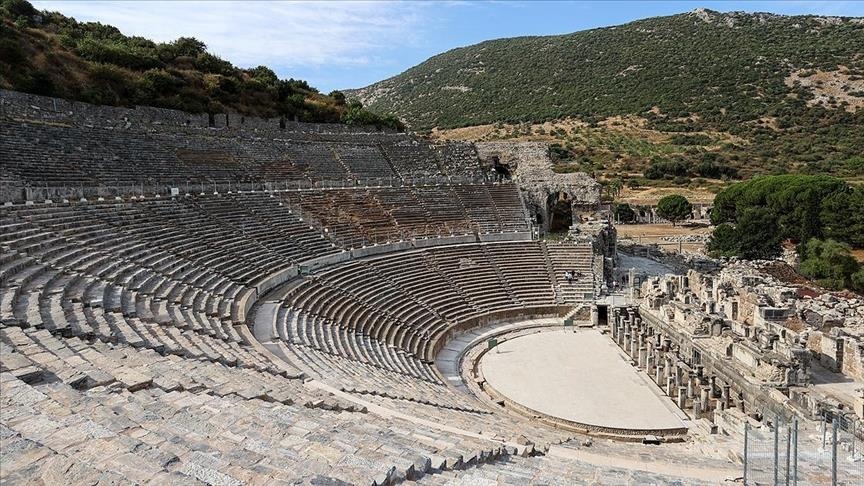 Turkey’s ancient Ephesus Theater reopens following 3-year break