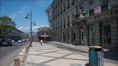 В Грузии ужесточают меры из-за COVID-19