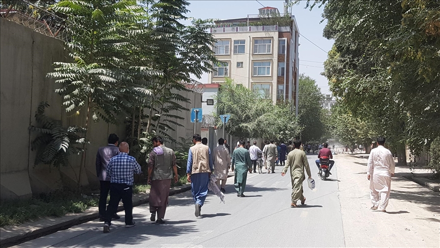 El Gobierno afgano inicia conversaciones con los talibanes para que haya un traspaso pacífico del poder