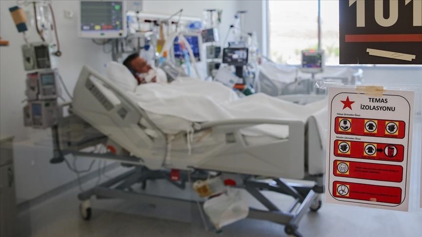 Turska: Zaraza koronavirusom potvrđena kod još 21.692 osobe, 183 smrtna slučaja