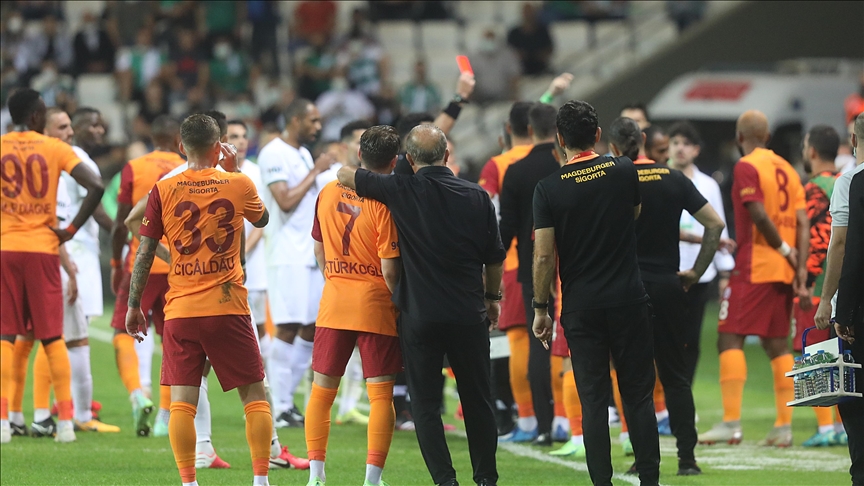 Galatasaray Teknik Direktörü Fatih Terim, kadro dışı bırakılan Marcao'nun durumuna açıklık getirdi