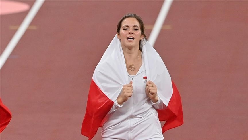 Польская спортсменка продала олимпийское серебро ради спасения ребенка