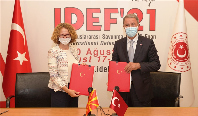 Ankaraja dhe Shkupi nënshkruajnë marrëveshje për bashkëpunim ushtarako-financiar