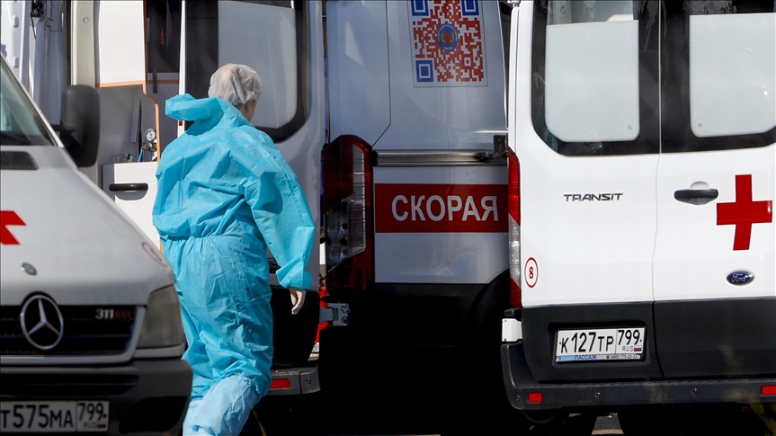 Коронавирус в РФ: число летальный исходов приблизилось 174 тыс.